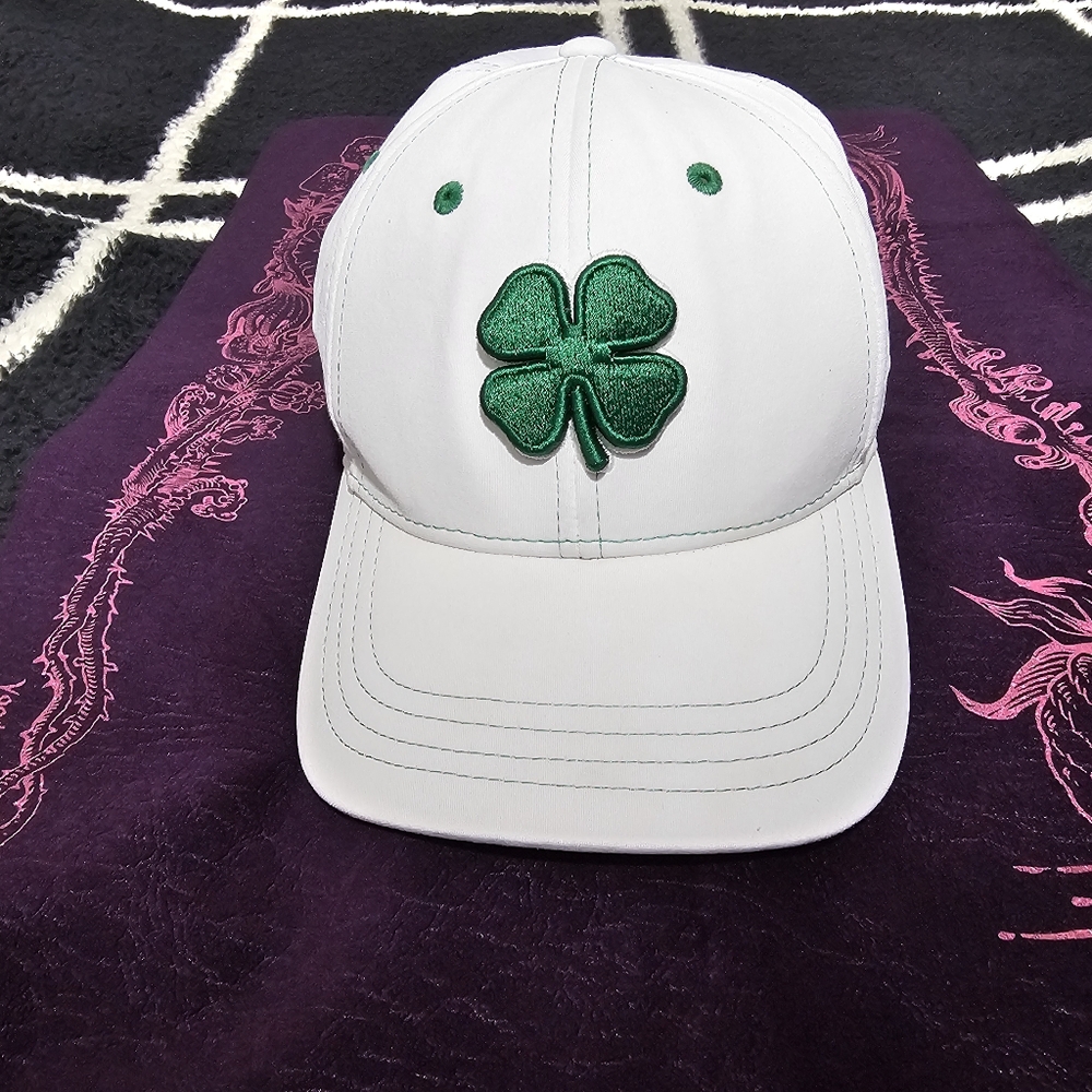 Black Clover White Hat